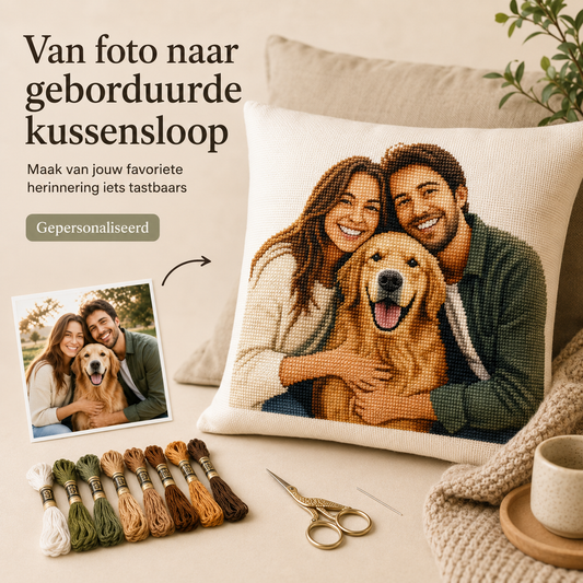 Geborduurd kussen met een hond, gemaakt van een eigen foto in kruissteek